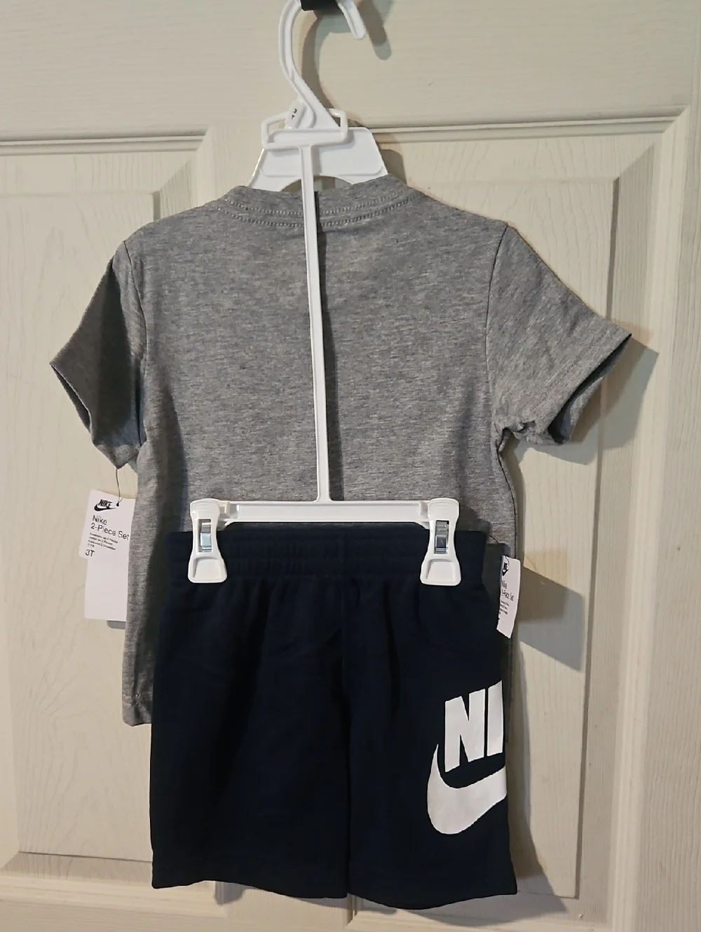 NIKE Toddler Two Piece Set: Gray/Navy: New With Tags: Size 3T
